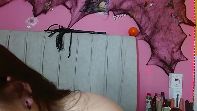 monickhot303av online show from October 20, 2025, 4:02 am