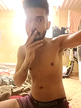 saggy1218 online show from November 2, 2025, 9:17 pm