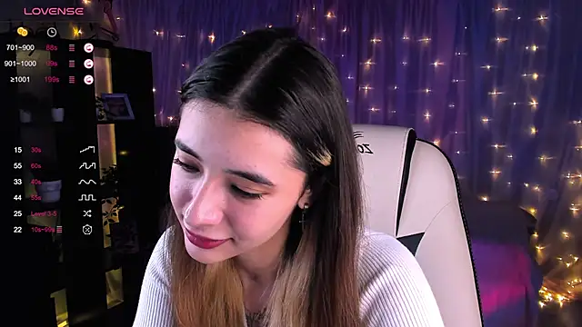 DarlaLike online show from December 2, 2024, 3:58 am