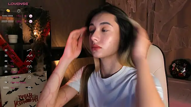 DarlaLike online show from October 30, 2025, 3:30 am