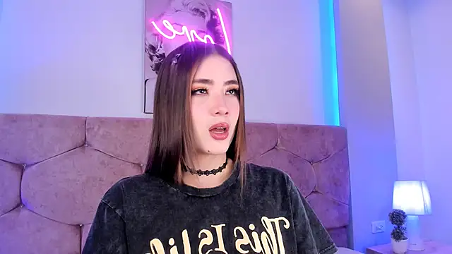 lunar leen online show from December 28, 2024, 6:40 pm