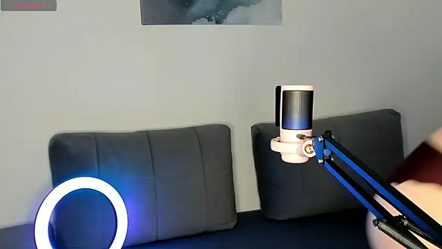 Snapshot of MiaThaine chatting on February 9, 2025, 1:14 pm MiaThaine online show from February 9, 2025, 1:14 pm