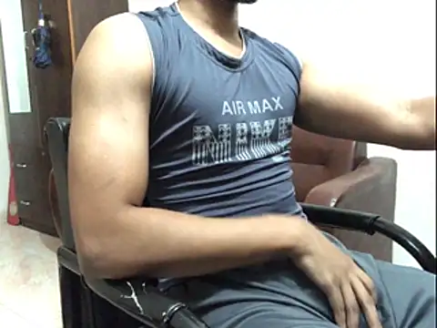 Zeuhorny online show from December 1, 2025, 8:58 pm