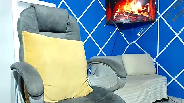 alexander megan online show from November 16, 2025, 10:54 am