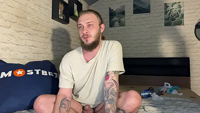 Snapshot of leesmoke chatting on February 13, 2025, 10:23 am leesmoke online show from February 13, 2025, 10:23 am