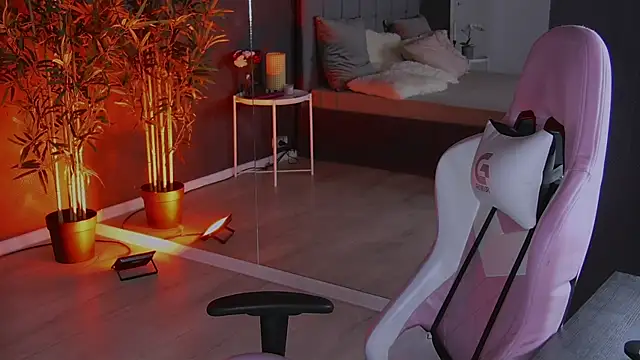 Snapshot of shayblonde chatting on January 8, 2025, 9:55 pm shayblonde online show from January 8, 2025, 9:55 pm