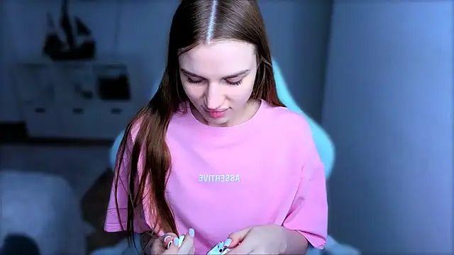 Snapshot of StellaLawless chatting on October 18, 2025, 1:56 pm StellaLawless online show from October 18, 2025, 1:56 pm