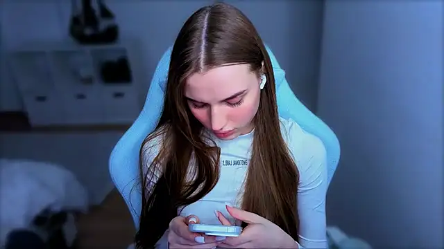 Snapshot of StellaLawless chatting on October 23, 2025, 2:16 pm StellaLawless online show from October 23, 2025, 2:16 pm