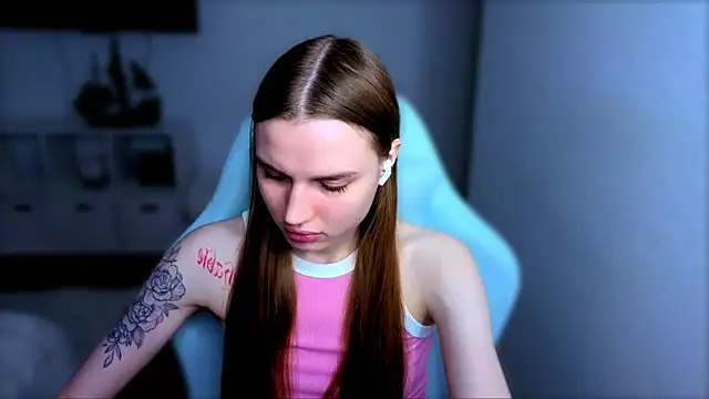 Snapshot of StellaLawless chatting on October 30, 2025, 12:50 pm StellaLawless online show from October 30, 2025, 12:50 pm