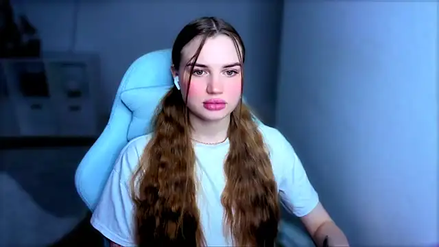 StellaLawless online show from November 24, 2025, 10:09 pm