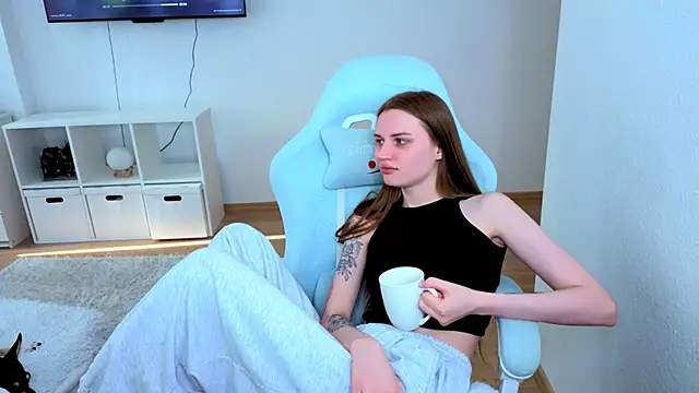 Snapshot of StellaLawless chatting on March 9, 2026, 7:34 am StellaLawless online show from March 9, 2026, 7:34 am