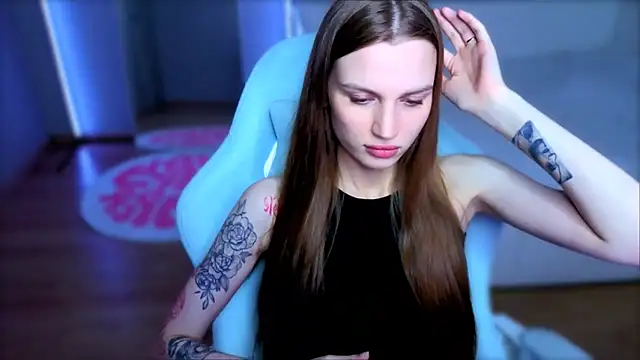 StellaLawless online show from June 15, 2026, 8:22 pm