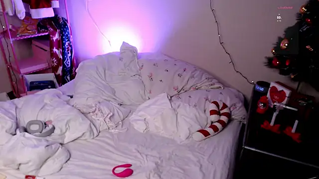 KatieMelone online show from January 11, 2026, 11:54 pm