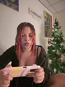 Kimber 666 online show from December 25, 2024, 11:42 pm