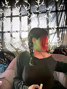 Snapshot of Kimber_666 chatting on October 9, 2025, 7:45 pm Kimber 666 online show from October 9, 2025, 7:45 pm