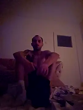 Snapshot of denisxlRo chatting on March 4, 2025, 10:27 pm denisxlRo online show from March 4, 2025, 10:27 pm