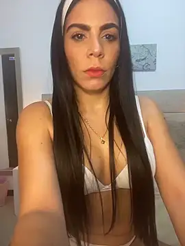 valecruz903 online show from September 29, 2025, 1:38 pm