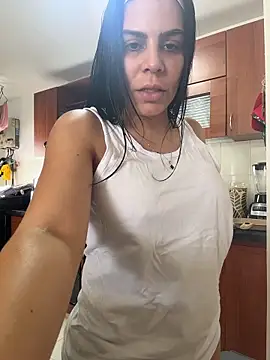 valecruz903 online show from March 25, 2026, 5:52 pm