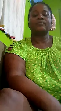Snapshot of Cow_and_Bull chatting on February 11, 2025, 10:59 am Cow and Bull online show from February 11, 2025, 10:59 am