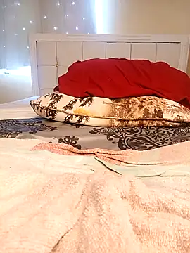 Lunarfreaky online show from February 21, 2025, 6:29 am