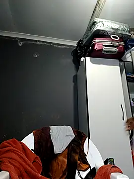 Snapshot of Bigchoccojugsxx chatting on February 11, 2026, 9:53 pm Bigchoccojugsxx online show from February 11, 2026, 9:53 pm