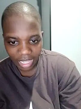 Snapshot of Bigchoccojugsxx chatting on February 27, 2026, 10:10 pm Bigchoccojugsxx online show from February 27, 2026, 10:10 pm