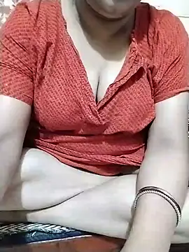 Snapshot of Ruksar-Pathan chatting on May 25, 2026, 10:32 am Ruksar-Pathan online show from May 25, 2026, 10:32 am