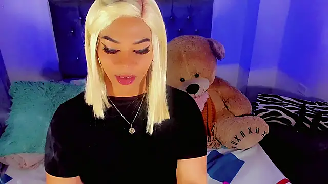 Zakura hot1 online show from January 9, 2026, 3:20 am