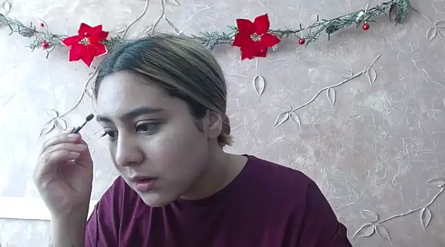 Miabonnett  online show from December 19, 2024, 1:51 pm