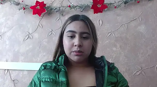 Miabonnett  online show from January 7, 2025, 1:57 pm