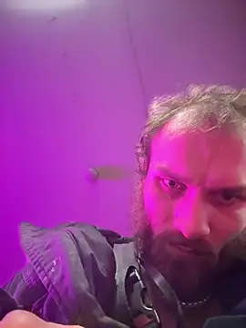 Snapshot of pervy_devil chatting on February 14, 2026, 2:30 am pervy devil online show from February 14, 2026, 2:30 am