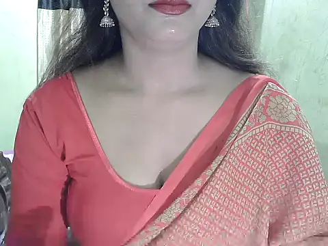 Snapshot of Model-Tanya chatting on October 28, 2025, 12:19 pm Model-Tanya online show from October 28, 2025, 12:19 pm