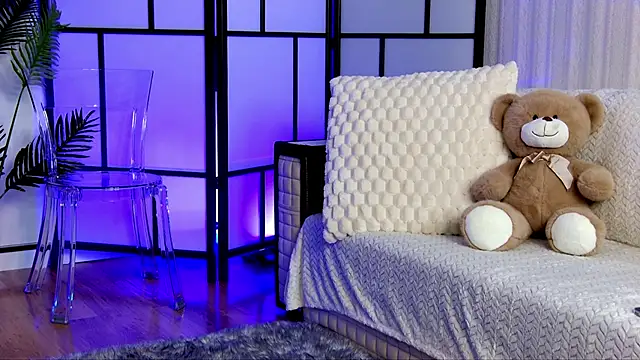 OnlyXandra online show from November 24, 2025, 5:51 am