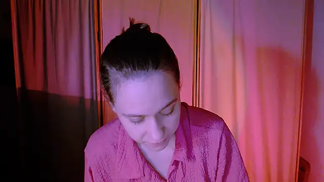 Snapshot of Malinax chatting on September 18, 2025, 10:34 pm Malinax online show from September 18, 2025, 10:34 pm