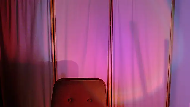 Snapshot of Malinax chatting on September 26, 2025, 10:47 pm Malinax online show from September 26, 2025, 10:47 pm