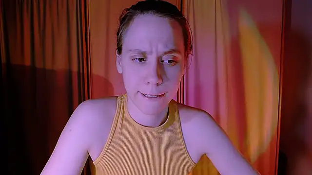 Snapshot of Malinax chatting on October 2, 2025, 10:39 pm Malinax online show from October 2, 2025, 10:39 pm