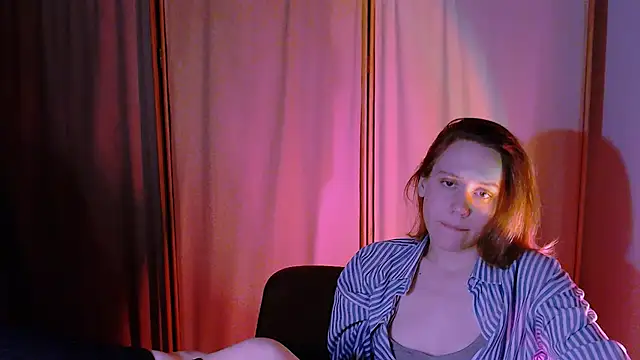 Snapshot of Malinax chatting on October 10, 2025, 10:53 pm Malinax online show from October 10, 2025, 10:53 pm