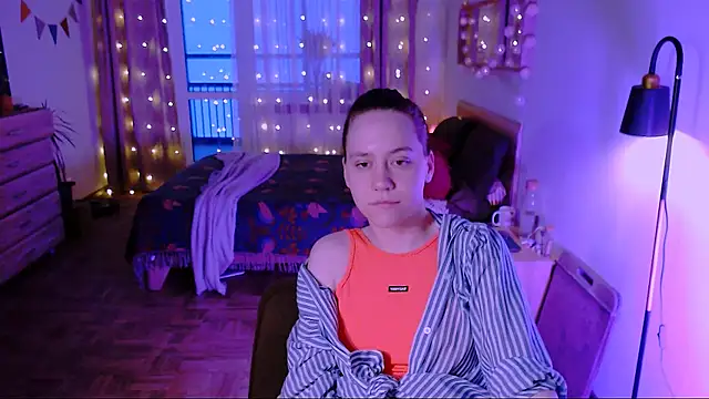 Snapshot of Malinax chatting on February 9, 2026, 5:44 am Malinax online show from February 9, 2026, 5:44 am