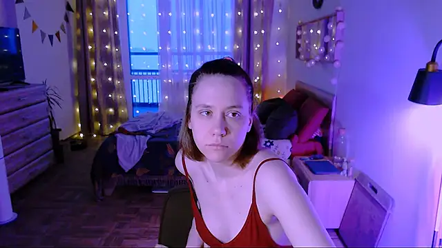 Snapshot of Malinax chatting on February 12, 2026, 5:35 am Malinax online show from February 12, 2026, 5:35 am