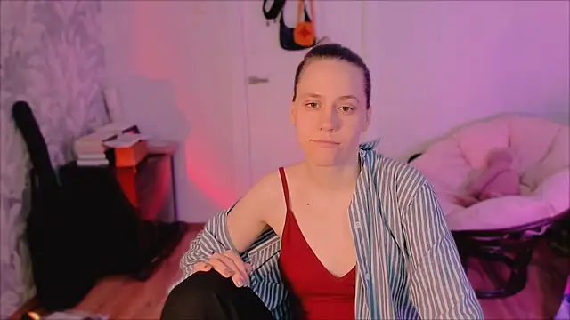 Snapshot of Malinax chatting on February 26, 2026, 5:50 am Malinax online show from February 26, 2026, 5:50 am