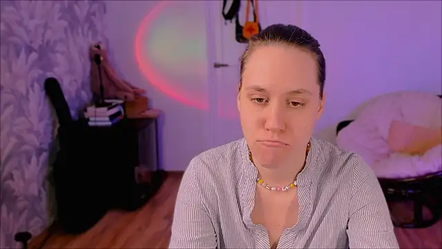 Snapshot of Malinax chatting on March 4, 2026, 1:17 pm Malinax online show from March 4, 2026, 1:17 pm