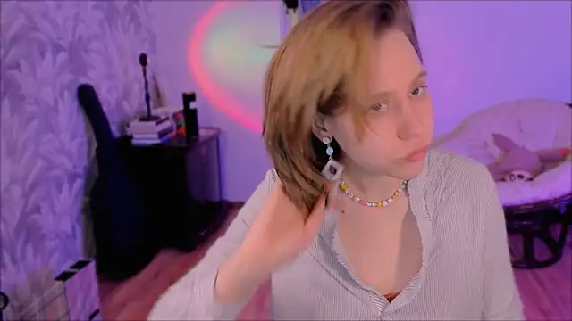 Snapshot of Malinax chatting on March 20, 2026, 1:27 pm Malinax online show from March 20, 2026, 1:27 pm