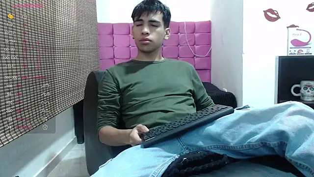 zack thunder online show from December 19, 2024, 12:01 pm