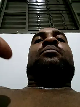 Beto0815 online show from February 15, 2026, 4:03 pm