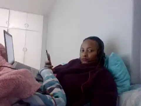 BabeAssXX online show from March 19, 2025, 12:23 pm