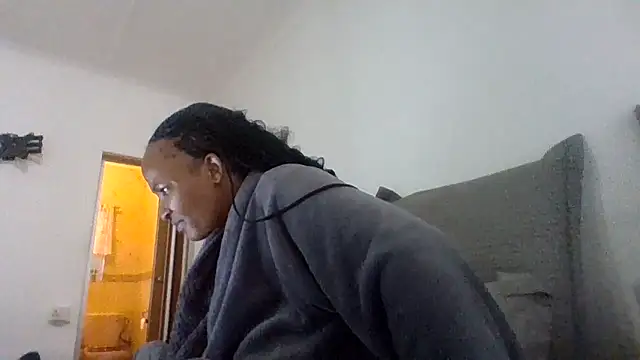 BabeAssXX online show from October 20, 2025, 8:04 am