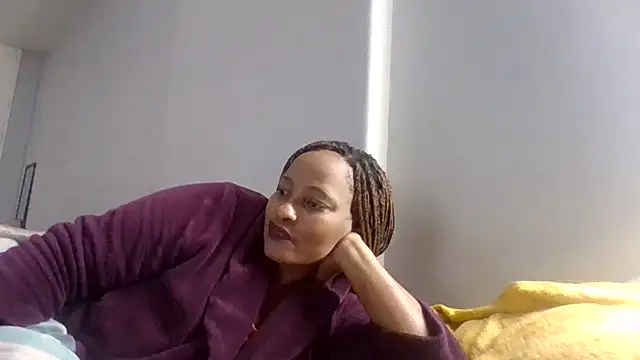 BabeAssXX online show from April 29, 2026, 12:31 pm