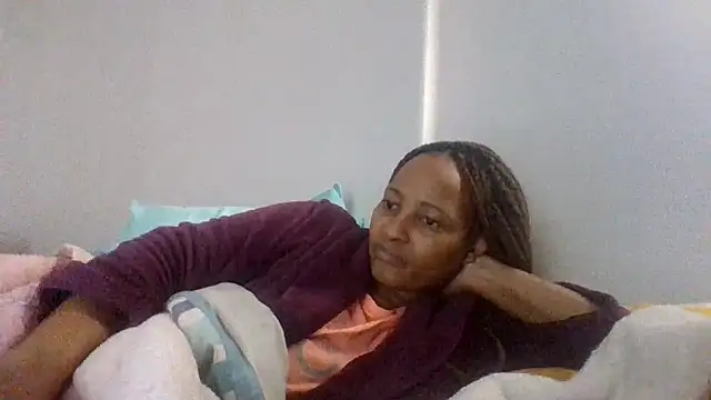 BabeAssXX online show from May 9, 2026, 7:24 am