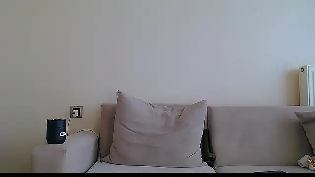   QUEEN    online show from September 23, 2025, 11:46 am