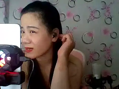 Snapshot of Nana-68 chatting on February 2, 2025, 2:45 pm Nana-68 online show from February 2, 2025, 2:45 pm